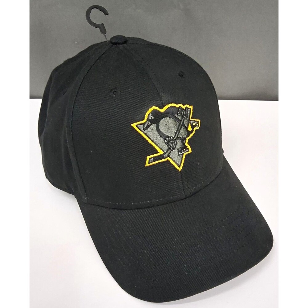 Fan Favorite Pittsburgh Penguins NHL Officially Licensed Cap Black Gray One Size